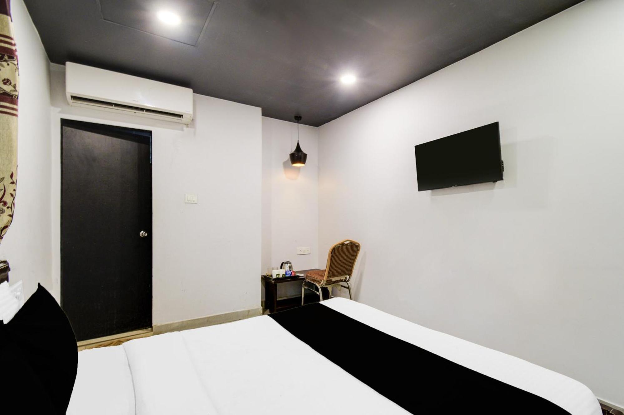 Hotel Super Townhouse Alwal Road Trimulgherry Zewnętrze zdjęcie